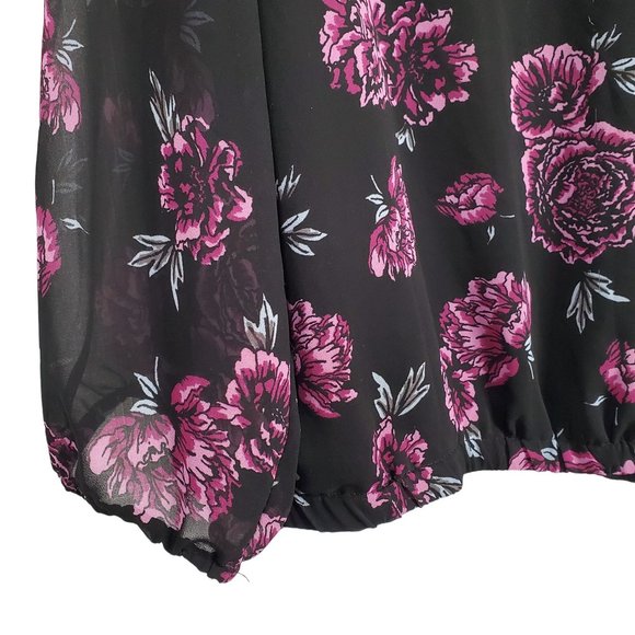 Torrid 4 Sz 4X Blouse Pullover Flowy Floral Long Sleeve Criss Cross Back Purple - Picture 9 of 10